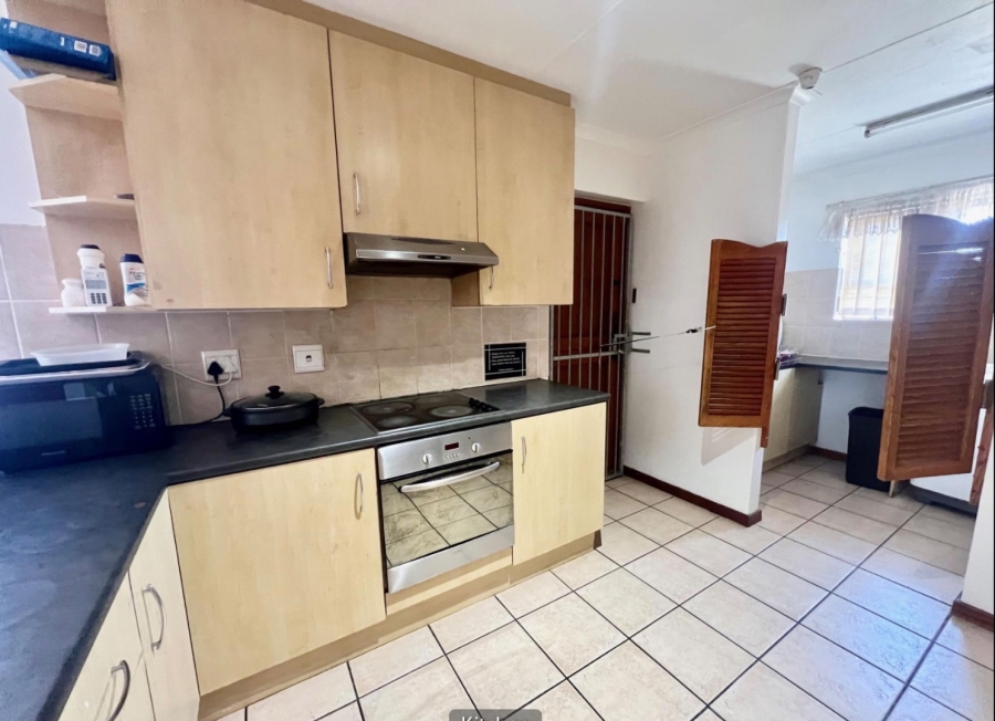 16 Bedroom Property for Sale in Summerstrand Eastern Cape